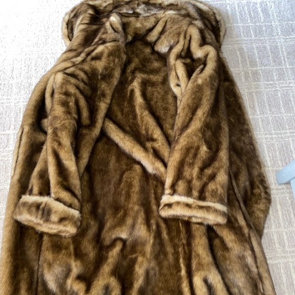 Brown Faux Pamela McCoy Collections Long Coat - Picture 6 of 6